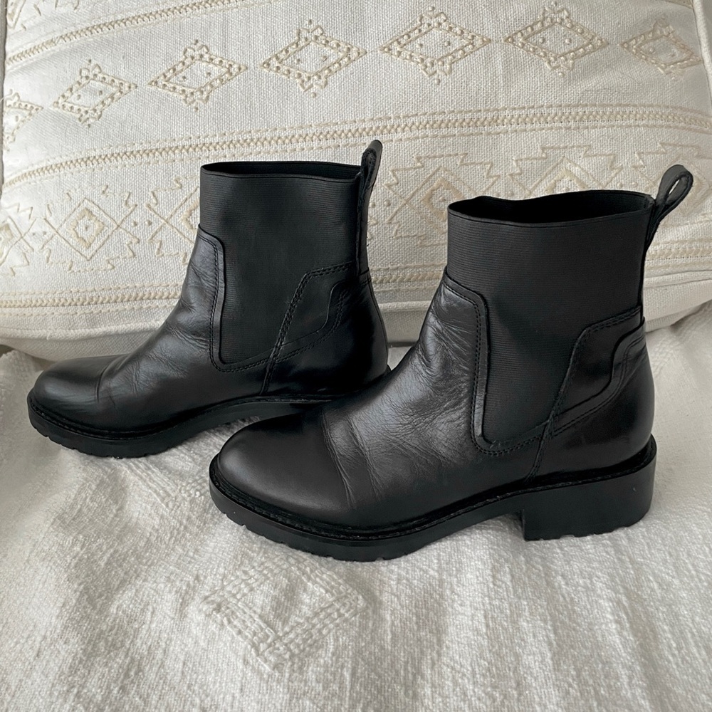 27 EDIT Women's Black Ankle Booties, Size 7
